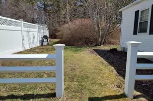 61 Pinehurst Dr, Plymouth, MA 02360 - Photo 4