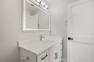 60 Stanley St, Boston, MA 02125 - Photo 10