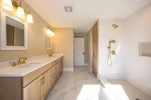 47 Thomas Mann Cir, Norfolk, MA 02056 - Photo 12