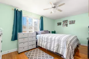 38 Grant Ave, Watertown, MA 02472 - Photo 8