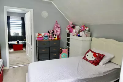 5 Vernon St, Holyoke, MA 01040 - Photo 10