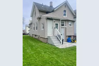 5 Vernon St, Holyoke, MA 01040 - Photo 2