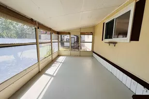 11 Lamplighter Ln, Springfield, MA 01119 - Photo 24