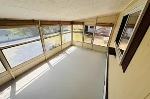 11 Lamplighter Ln, Springfield, MA 01119 - Photo 26
