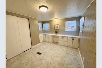 11 Lamplighter Ln, Springfield, MA 01119 - Photo 18