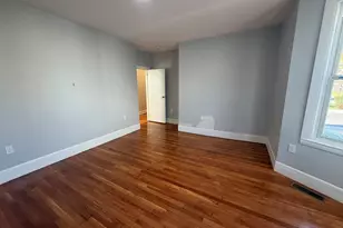 92 Eustis St, Revere, MA 02151 - Photo 6