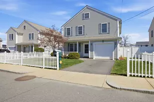 232 Reeves St, Fall River, MA 02721 - Photo 2