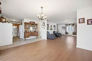 232 Reeves St, Fall River, MA 02721 - Photo 18