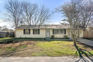 12 Parker Dr, Wareham, MA 02571 - Photo 2