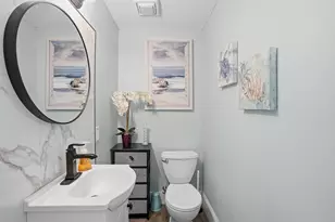 152 S Main St, Uxbridge, MA 01569 - Photo 22