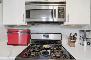 152 S Main St, Uxbridge, MA 01569 - Photo 8