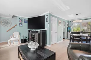 152 S Main St, Uxbridge, MA 01569 - Photo 20