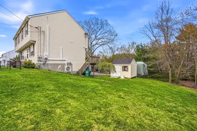 152 S Main Street, Uxbridge, MA 01569 - Photo 2