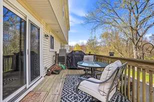152 S Main St, Uxbridge, MA 01569 - Photo 30