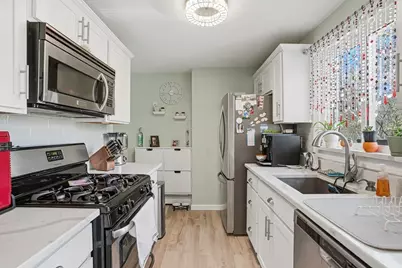 152 S Main Street, Uxbridge, MA 01569 - Photo 6