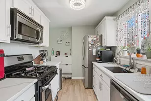 152 S Main St, Uxbridge, MA 01569 - Photo 6