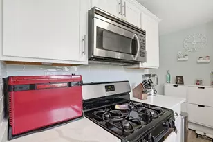 152 S Main St, Uxbridge, MA 01569 - Photo 10