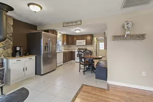 10 3rd Ave, Wareham, MA 02571 - Photo 8