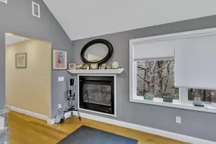 304 Red Brook Rd, Mashpee, MA 02649 - Photo 38