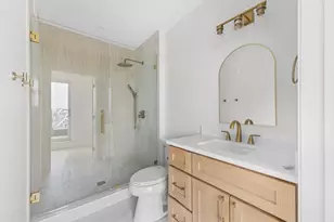 595 Broadway, Somerville, MA 02145 - Photo 6