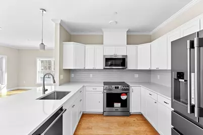 485 Blue Hills Parkway #21, Milton, MA 02186 - Photo 8