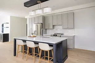 21 Tanglewood Rd, Boston, MA 02124 - Photo 2
