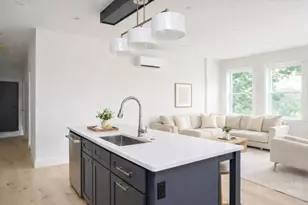 21 Tanglewood Rd, Boston, MA 02124 - Photo 6