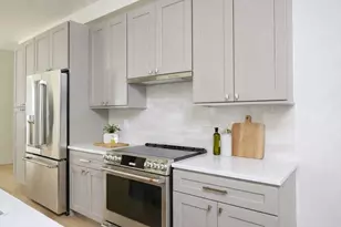 21 Tanglewood Rd, Boston, MA 02124 - Photo 4