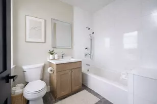 21 Tanglewood Rd, Boston, MA 02124 - Photo 12