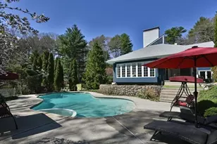 25 Pleasant St, Dover, MA 02030 - Photo 36