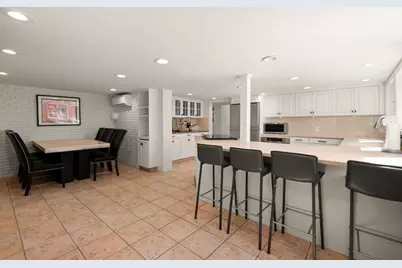 25 Pleasant St, Dover, MA 02030 - Photo 12