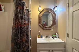 66 Hargraves St, Fall River, MA 02723 - Photo 10