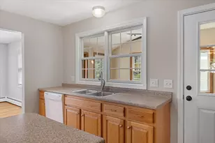 608 Church St, Northbridge, MA 01588 - Photo 2