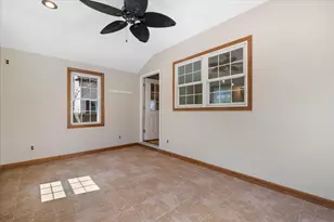 608 Church St, Northbridge, MA 01588 - Photo 26