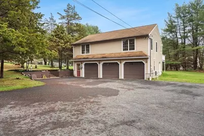 70-R Milk St, Blackstone, MA 01504 - Photo 8
