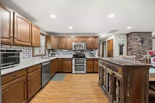 70R Milk St, Blackstone, MA 01504 - Photo 20
