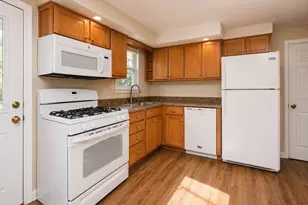 19 Clark St, Randolph, MA 02368 - Photo 10