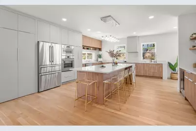 100 Woodbine Circle, Needham, MA 02494 - Photo 8