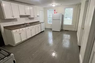11 Lilley Ave, Lowell, MA 01850 - Photo 6