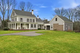 194 Center St, Yarmouth, MA 02675 - Photo 1