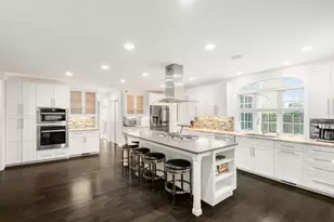 214 Upland Rd, Newton, MA 02460 - Photo 6