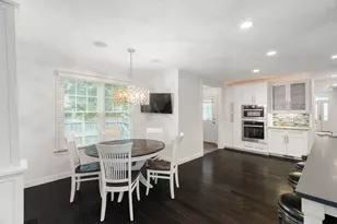 214 Upland Rd, Newton, MA 02460 - Photo 8