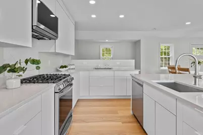 162 Main St, Barnstable, MA 02655 - Photo 18