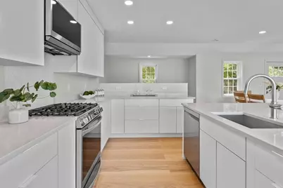 162 Main St, Barnstable, MA 02655 - Photo 18