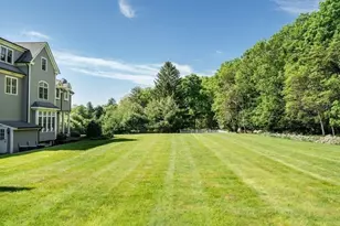 2 Stonegate Ln, Dover, MA 02030 - Photo 2