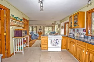 32 Woodchuck Hollow, Tolland, MA 01034 - Photo 10