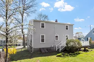 44 Dexter St, Peabody, MA 01960 - Photo 8
