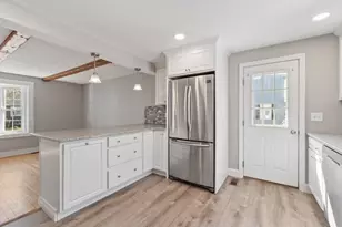 44 Dexter St, Peabody, MA 01960 - Photo 10