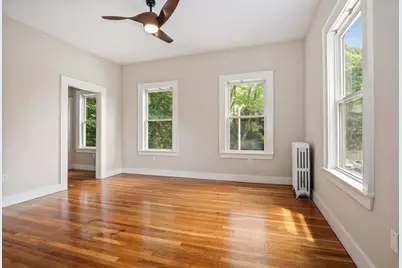 35 Oak Ave, Worcester, MA 01605 - Photo 14