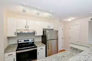 534 Beacon St, Boston, MA 02215 - Photo 6